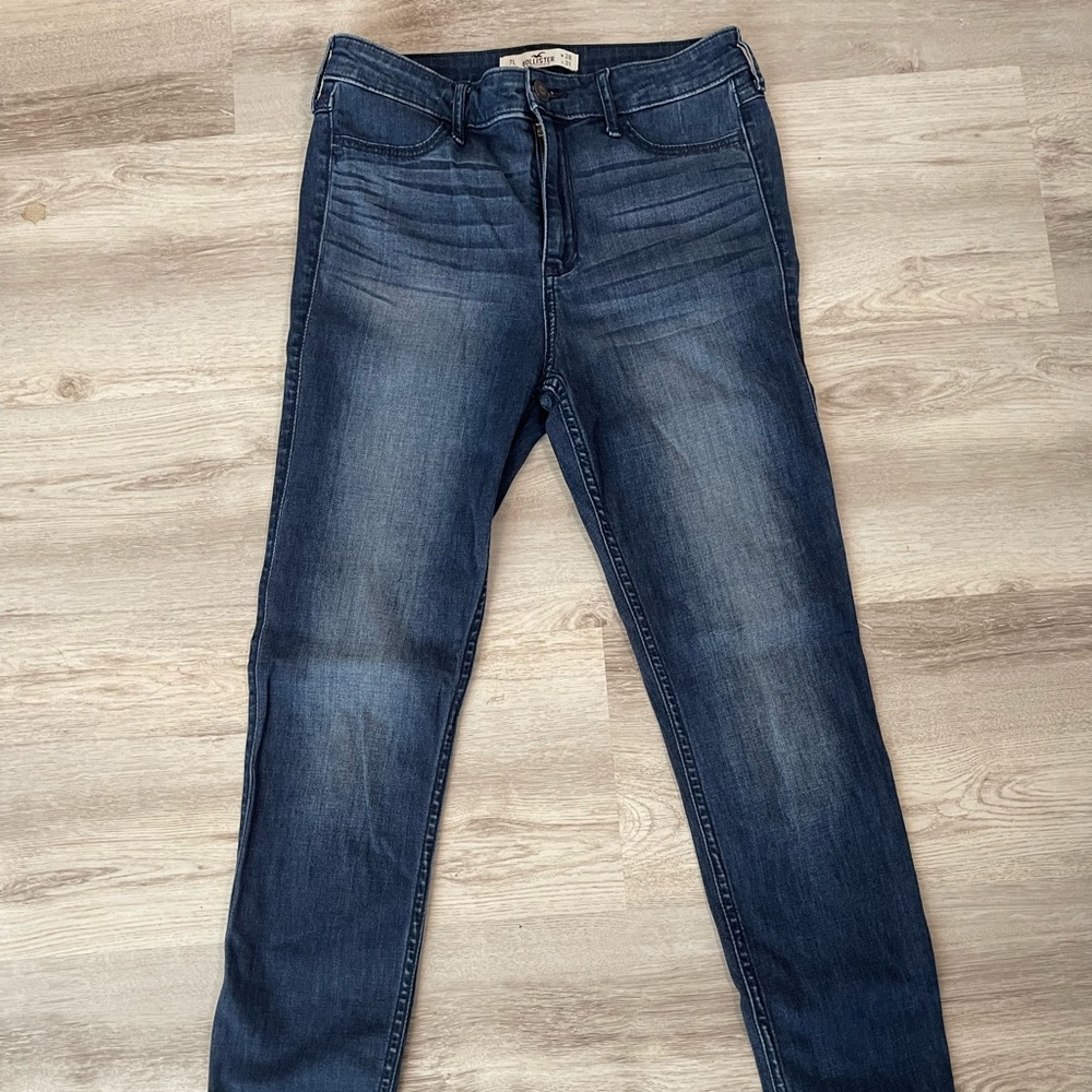 Hollister Super Skinny Jeans
